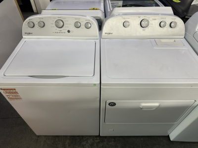 Pre Owned-Whirlpool 3.5-cu ft High Efficiency Agitator Top-Load Washer & Gas Dryer (White) Model #WT