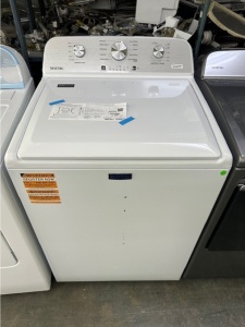 NEW-Maytag Deep Fill 4.5-cu ft High Efficiency Agitator Top-Load Washer (White) Model #MVW4505MW