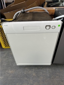 Pre-Owned Asko D3112W Full Console Dishwasher (White)