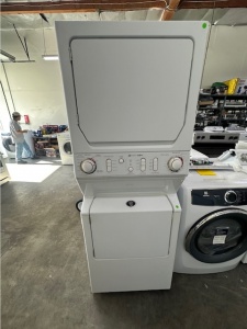 Pre-Owned Maytag Neptune Series Gas Laundry Center  Model # MLG2000AWW