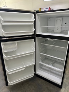 Kim's Appliances Top Freezer