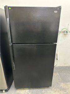 Pre- Owned Maytag  20.9 cu. ft. Top Freezer Refrigerator (Black)
