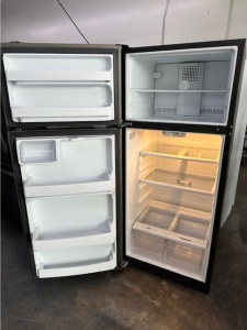 Kim's Appliances Top Freezer