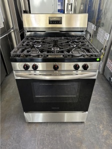 New-Frigidaire 30-in 5.1-cu ft Freestanding Natural Gas Range (Stainless Steel)  Model #FCRG3052BS