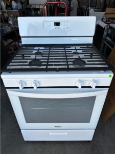 New- Whirlpool 5.1 Cu. Ft. Freestanding Gas Range with Broiler Drawer (White)  Model: WFG320M0MW