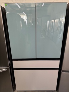 NEW- Samsung Bespoke AI 4-Door French Door w/ Beverage Center-29 cu.ft. Model #RF29BB86004MAA