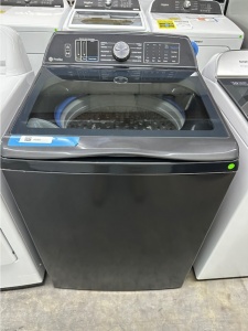 New-GE Profile ENERGY STAR 5.4 cu. ft. Capacity Washer with Smarter Wash Technology and FlexDispense
