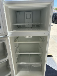 Kim's Appliances Top Freezer