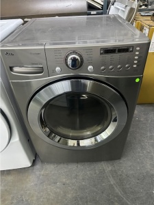 Pre-Owned LG 27 Inch Gas Dryer with 7.4 cu. ft. Capacity (Graphite Steel)  Model #:  DLGX3361V