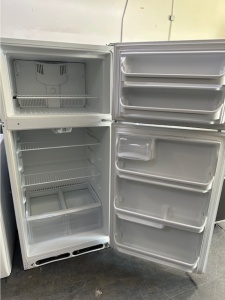 Kim's Appliances Top Freezer