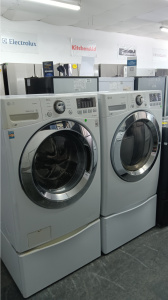 Pre-Owned LG 4.3 cu. ft. Ultra-Large Capacity with Steam Technology Washer & Steam Gas Dryer