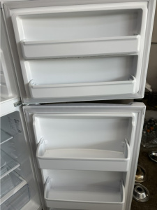 Kim's Appliances Top Freezer