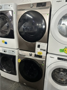 Pre-Owned Front Load Washer Super Speed Wash | Steam Wash | 4.5 cu.ft. & Gas Dryer (Champagne)