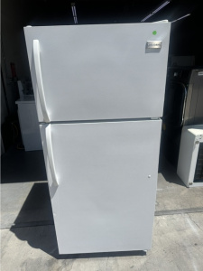 Pre-Owned Frigidaire 28 Inch Top-Freezer Refrigerator with 16.3 cu. ft. Capacity Model #FFTR1614RW