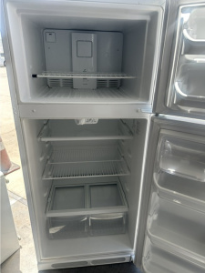 Kim's Appliances Top Freezer