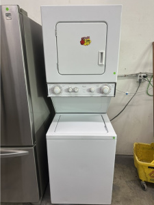 Pre-Owned Whirlpool 24 Inch Thin Twin 220v Electric Laundry Center with 5 Automatic Washing Cycles: