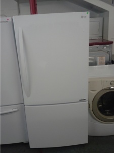 KENMORE 30 WHITE BOTTOM FREEZER REFRIGERATOR *OUT OF STOCK* - Kimo's  Appliances Van Nuys